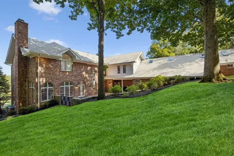 $2,799,999 | 209 Woodford Place, Nashville, TN 37215