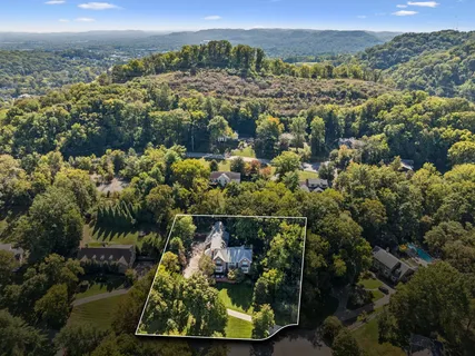 $2,799,999 | 209 Woodford Place, Nashville, TN 37215