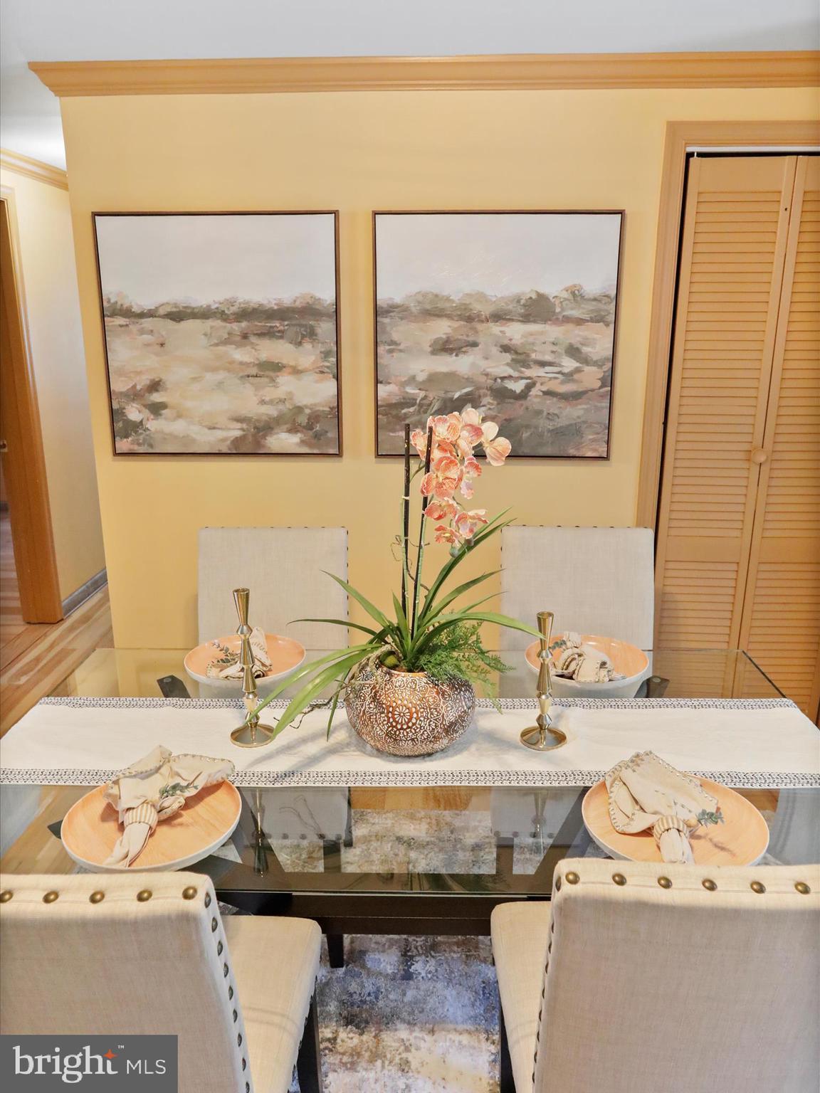 100 Stillwater Lane Berkeley Springs, WV 25411 - Photo 13 of 70 Dinning area