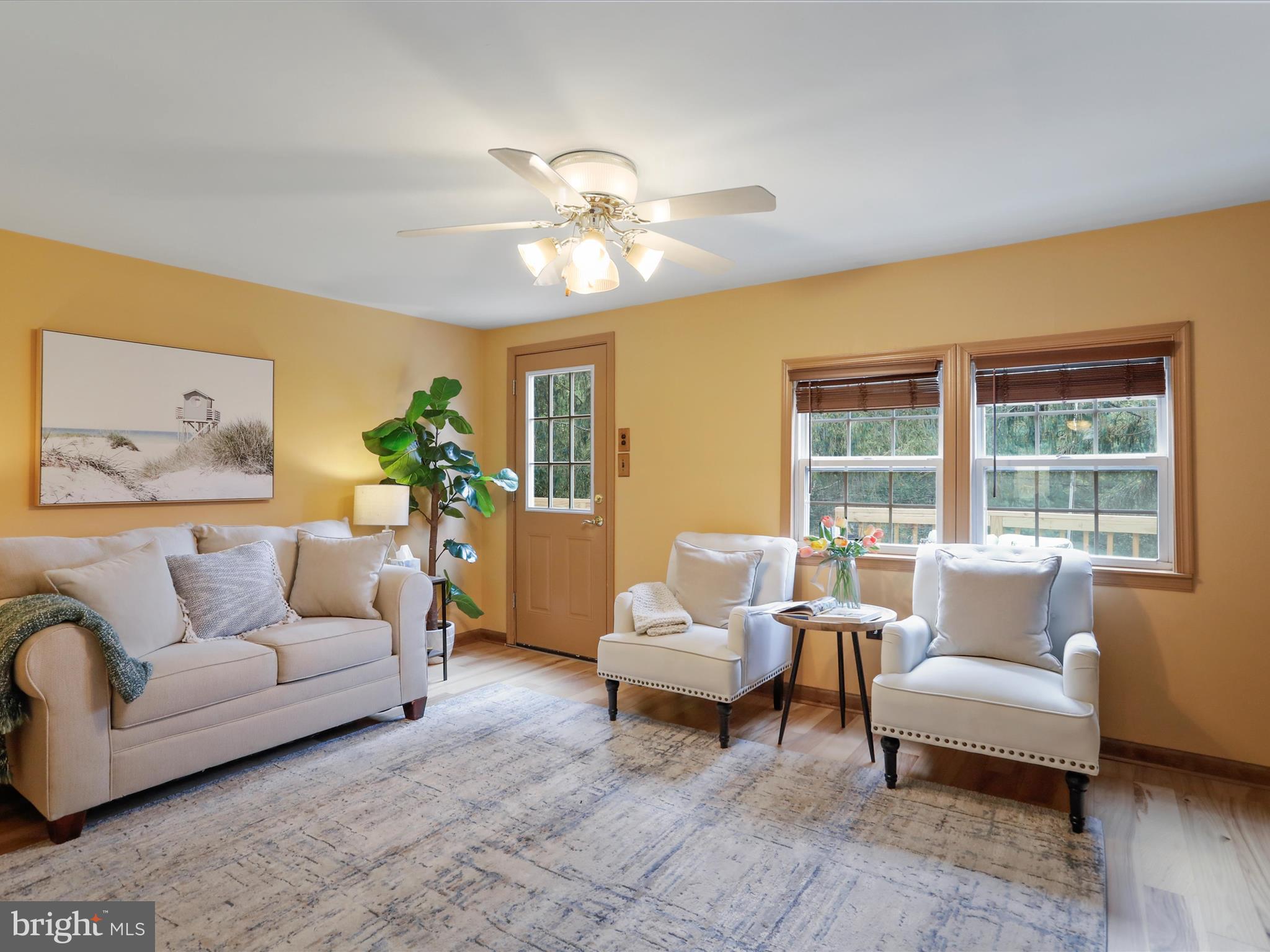 100 Stillwater Lane Berkeley Springs, WV 25411 - Photo 16 of 70 Living Room