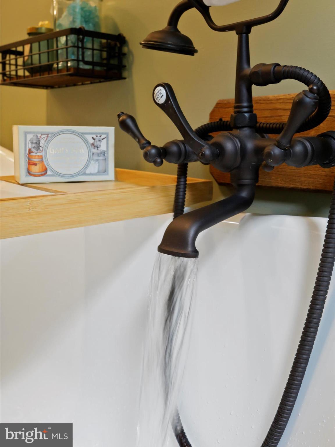 100 Stillwater Lane Berkeley Springs, WV 25411 - Photo 37 of 70 Full Bathroom