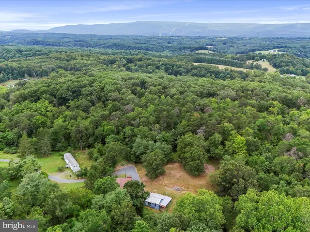 $375,000 | 100 Stillwater Lane, Berkeley Springs, WV 25411