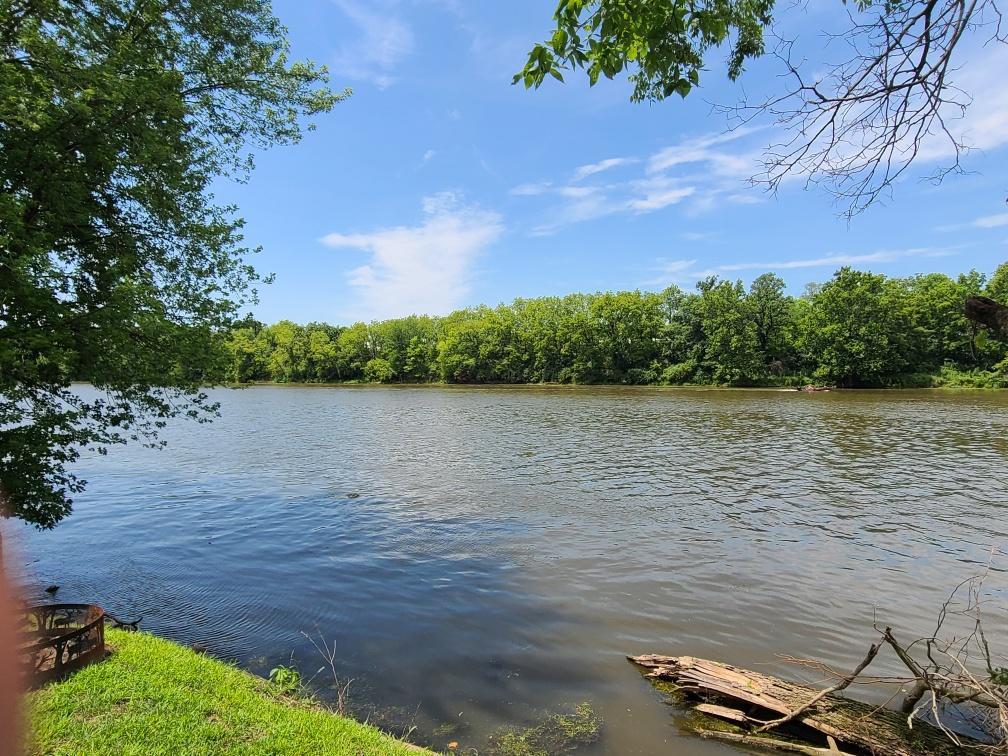 3349 East 2059th Road Ottawa, IL 61350 - Photo 1 of 4 a view of a lake view