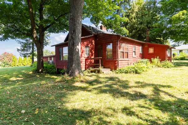$225,000 | 10 Embrey Court, Appleton, WI 54915