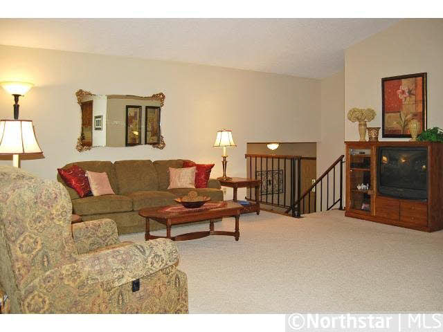 3435 Chandler Road Shoreview, MN 55126 - Photo 2 of 15