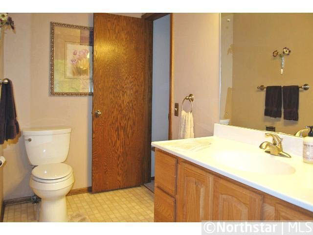 3435 Chandler Road Shoreview, MN 55126 - Photo 9 of 15