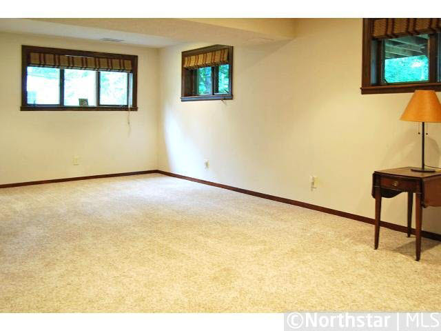 3435 Chandler Road Shoreview, MN 55126 - Photo 10 of 15