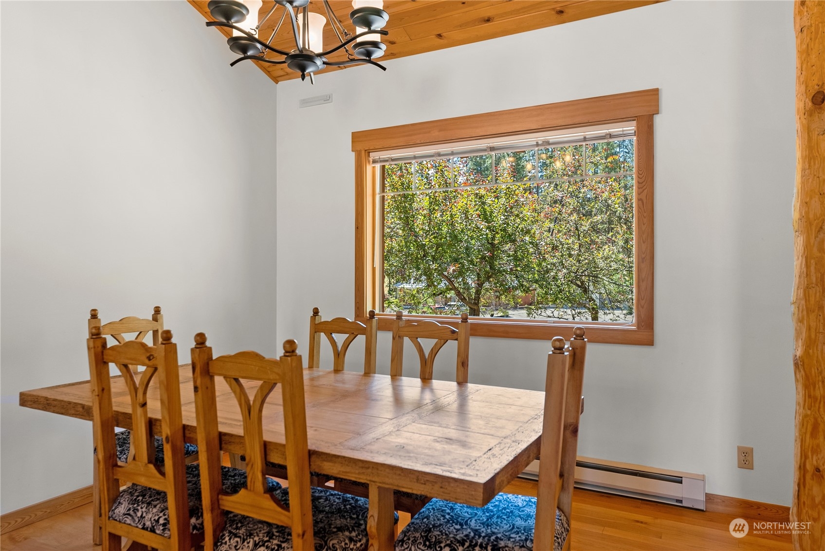 165 Saddleback Road Winthrop, WA 98862 - Photo 10 of 40 Gallery Image 10