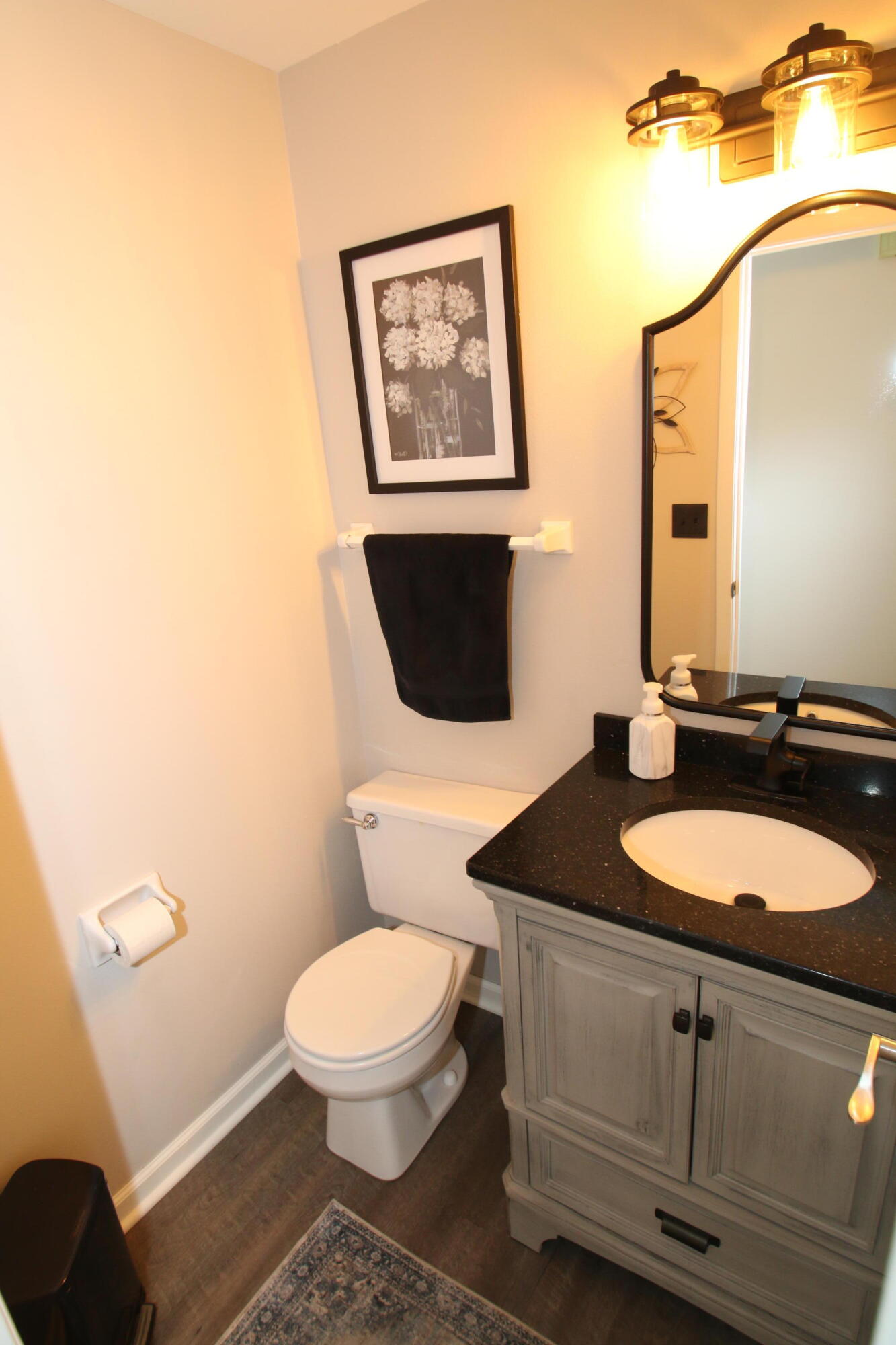 1400 South Ridgeway Road New Berlin, WI 53146 - Photo 13 of 31 Half Bath on Main