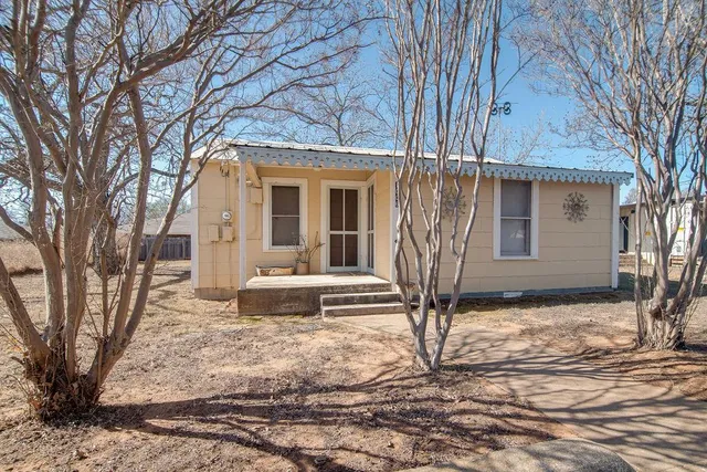 $195,000 | 1006 West Hill Street, Fredericksburg, TX 78624