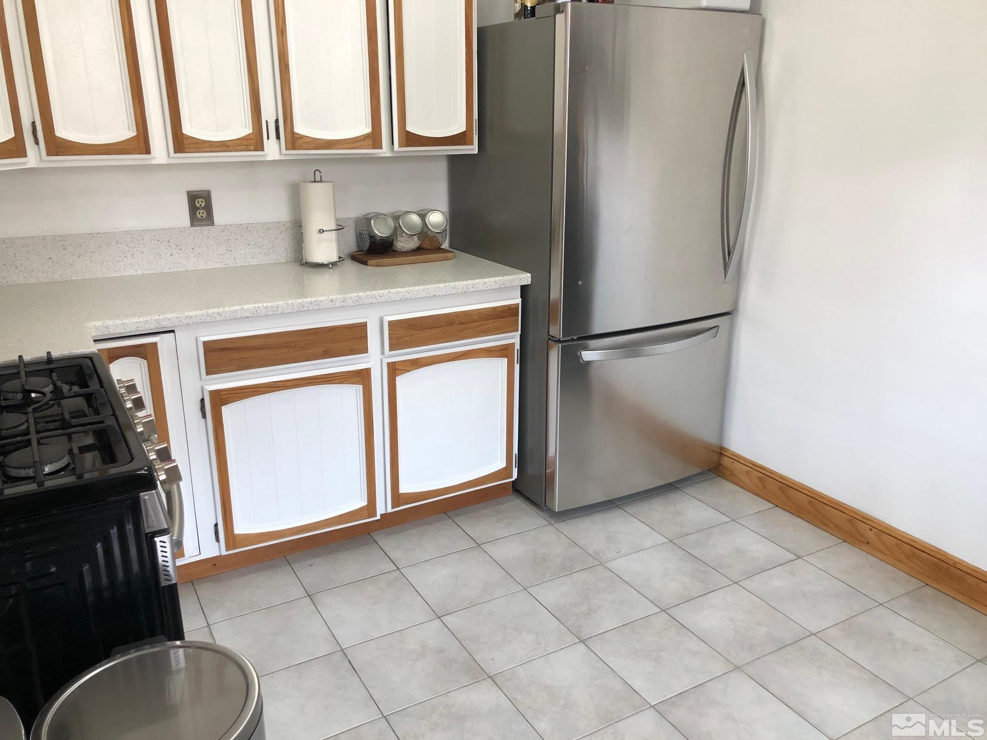 921 Melba Drive Reno, NV 89503 - Photo 11 of 39 Photo 11