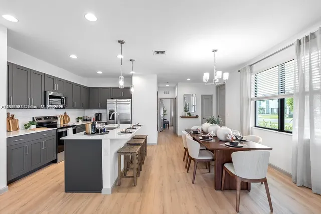 $2,861 | 13138 Valletta Way Port Street, Unit 32185, Port St. Lucie, FL 34987