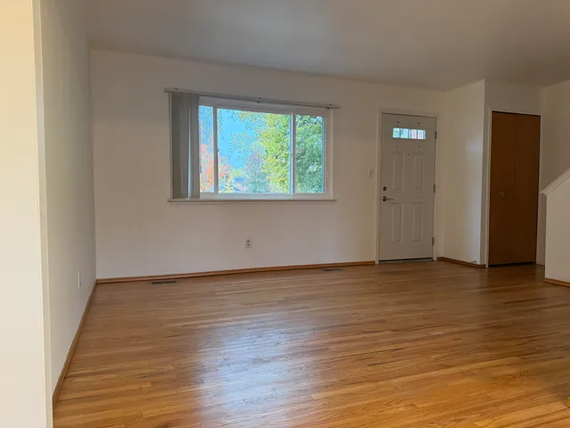 $179,000 | 3393 Williamsburg Road, Ann Arbor, MI 48108