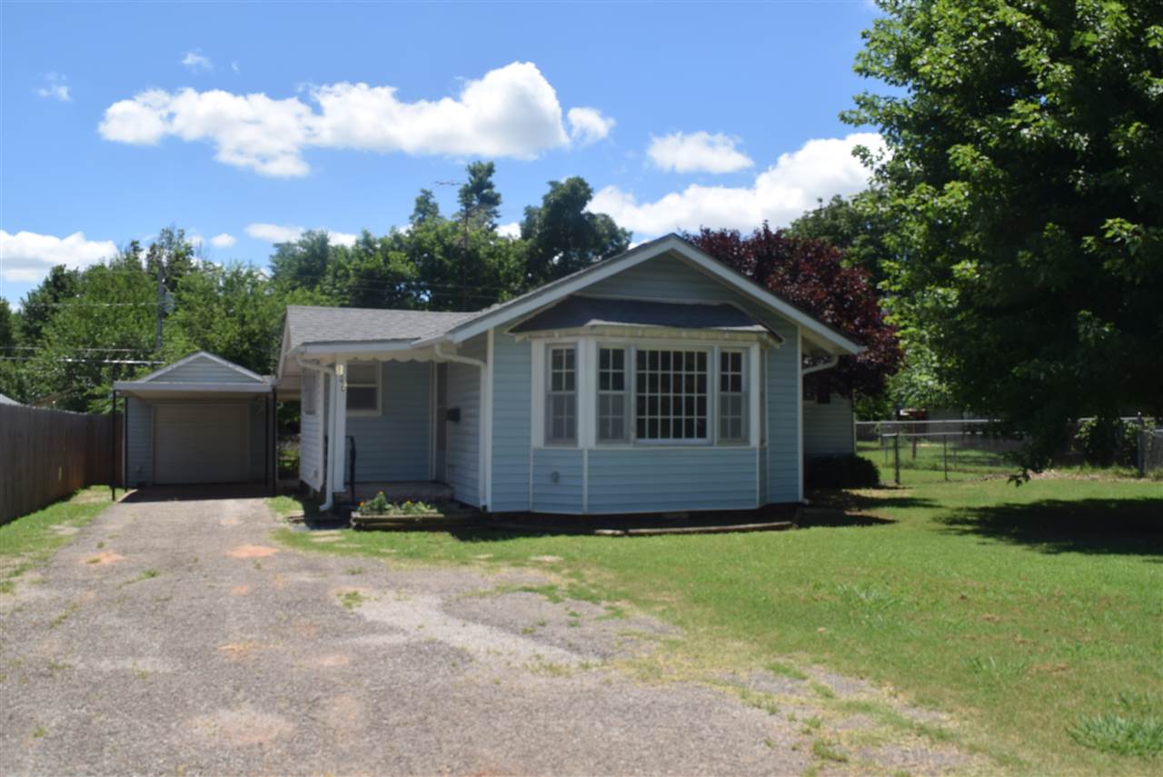 806 Locust Street Perry, OK 73077 - Photo 13 of 20 Gallery Image 13