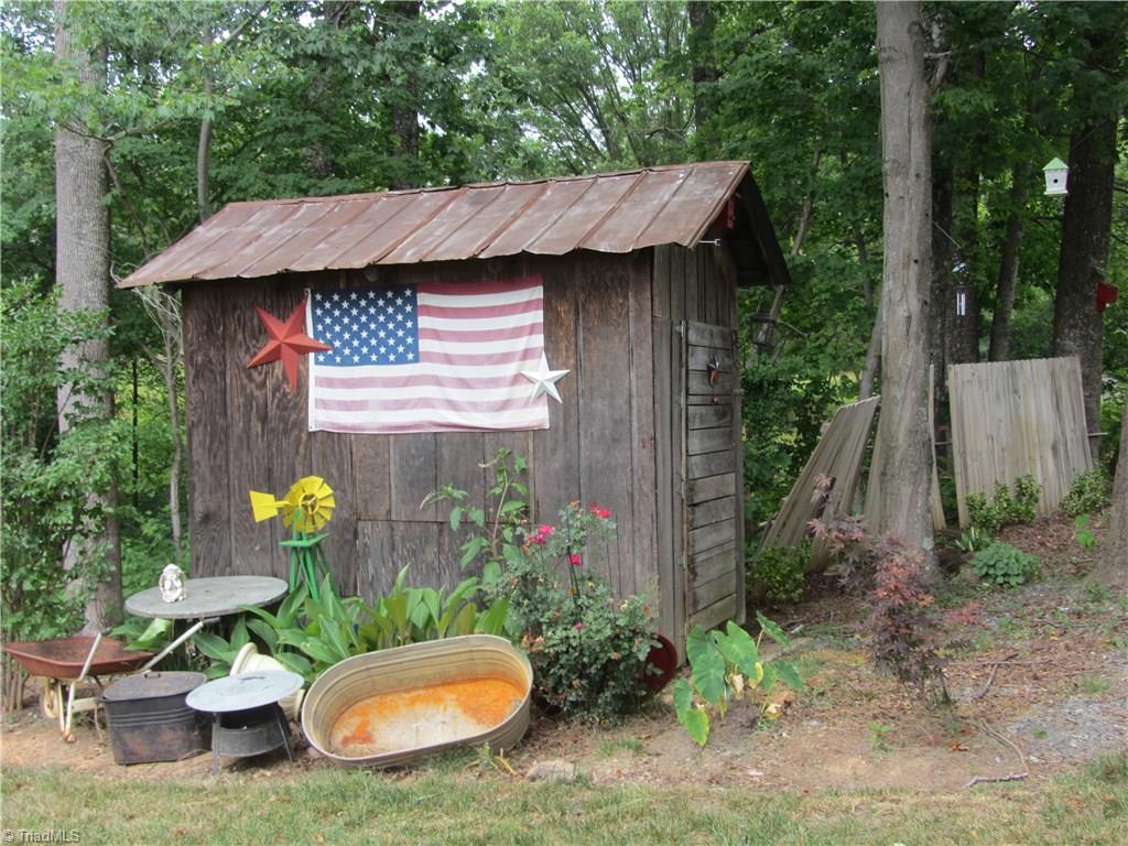 1096 Franklin Moore Road Madison, NC 27025 - Photo 13 of 17 Gallery Image 13