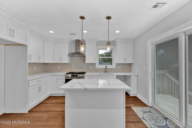 $545,000 | 723 Monmouth Parkway, North Middletown, NJ 07748