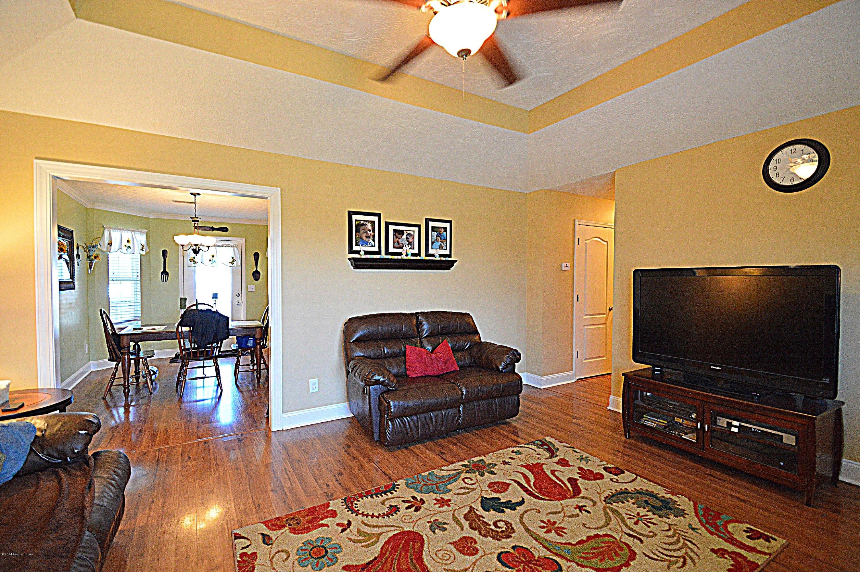 185 Madison Rae Boulevard Shepherdsville, KY 40165 - Photo 23 of 40 DSC_0142