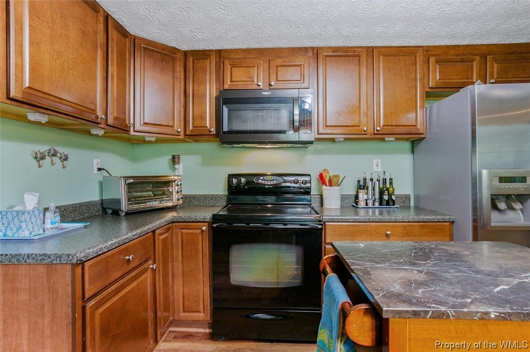 714 Beach Road Hampton, VA 23664 - Photo 17 of 36 Gallery Image 17
