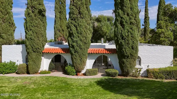 $209,900 | 711 West Las Lomitas Road, Tucson, AZ 85704
