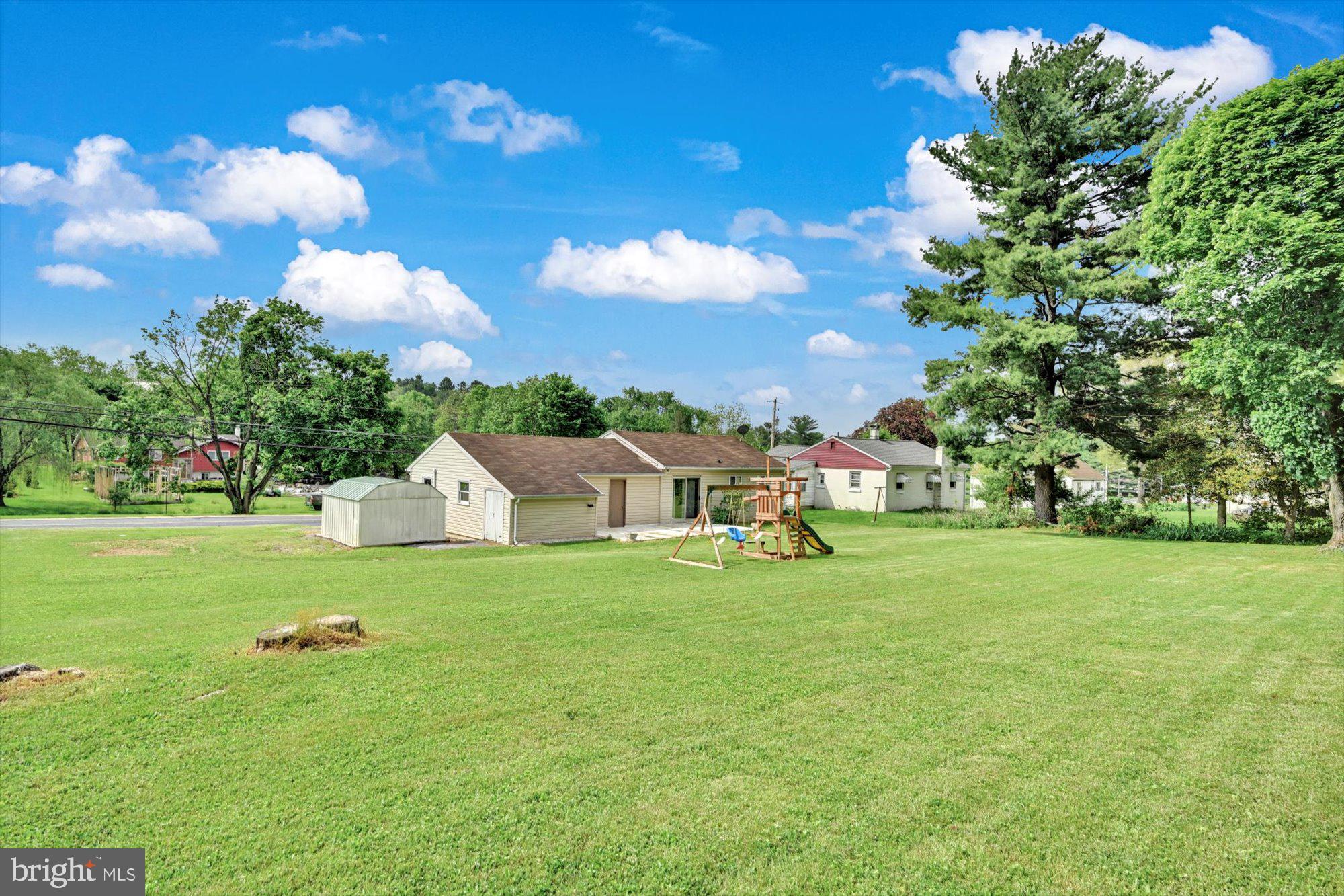 213 Akron Road Ephrata, PA 17522 - Photo 24 of 25 V3