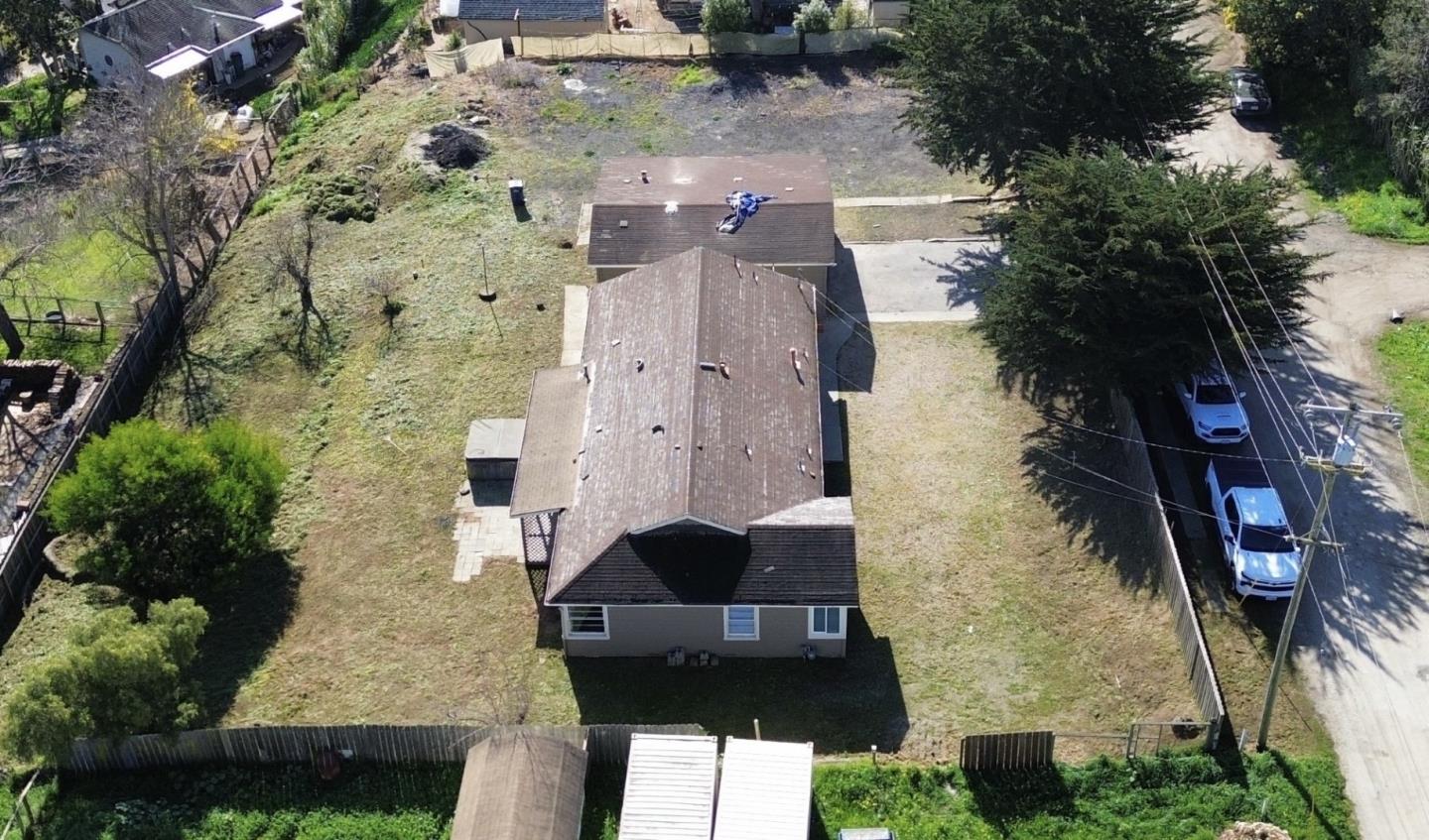 17918 Pesante Road Prunedale, CA 93907 - Photo 33 of 35 an aerial view of houses with an outdoor space