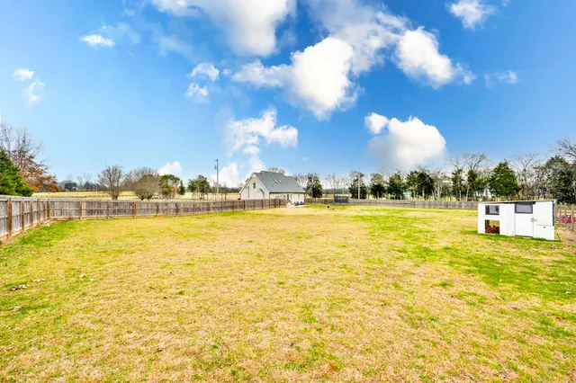 $949,900 | 1993 Egypt Road, Chapel Hill, TN 37034