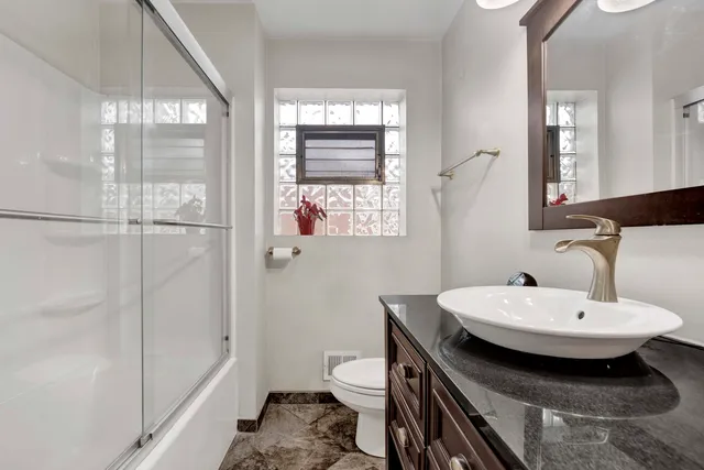 $399,900 | 5265 West Devon Avenue, Chicago, IL 60646