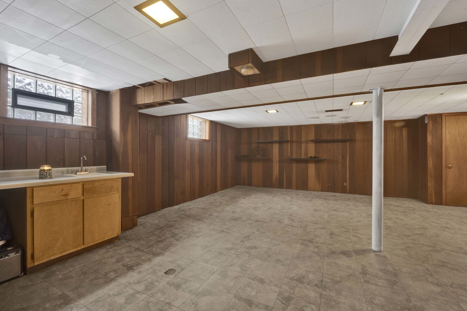 5265 West Devon Avenue Chicago, IL 60646 - Photo 14 of 23