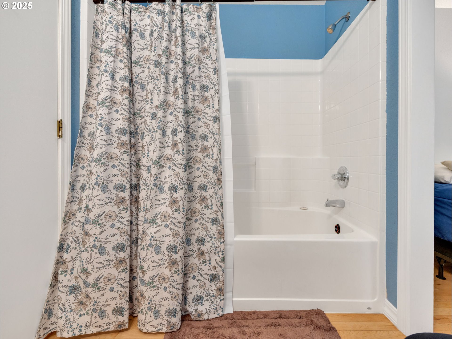 64079 East Barlow Trail Road Rhododendron, OR 97049 - Photo 30 of 48 a bathroom with a bathtub and shower