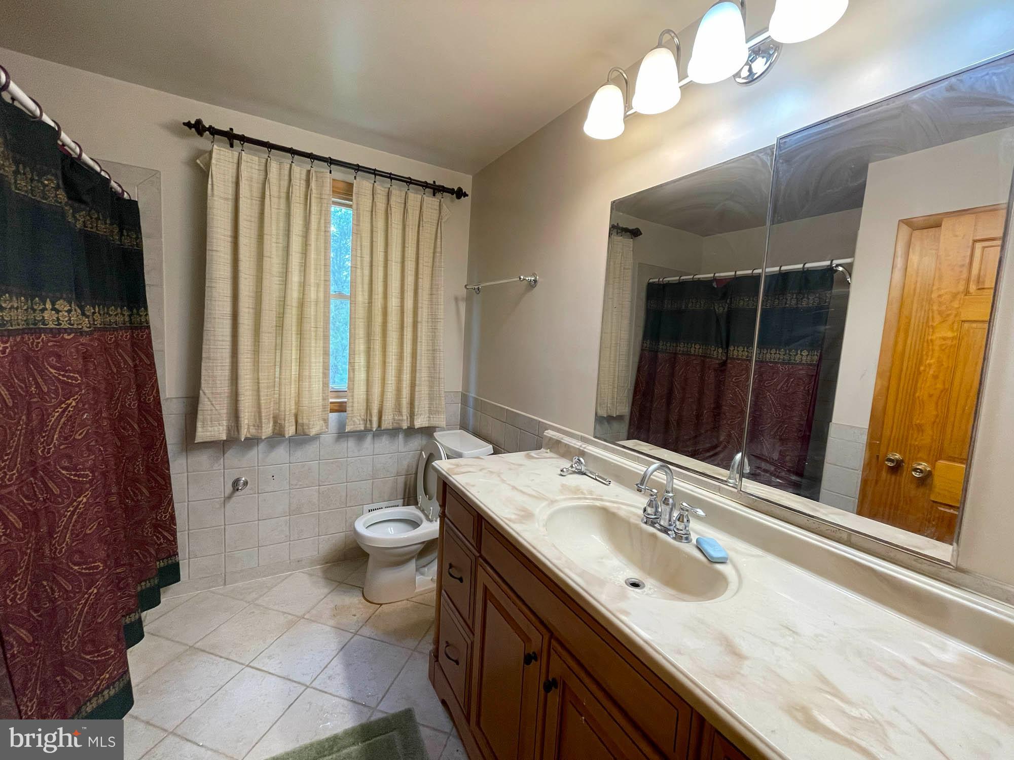 9207 Gardenia Road Baltimore, MD 21236 - Photo 11 of 19