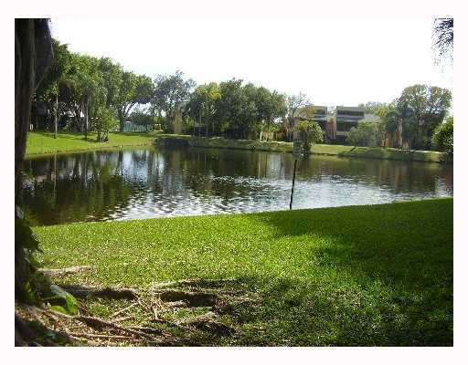 6021 Old Court Road, Unit 1105 Boca Raton, FL 33433 - Photo 1 of 1 Primary Photo