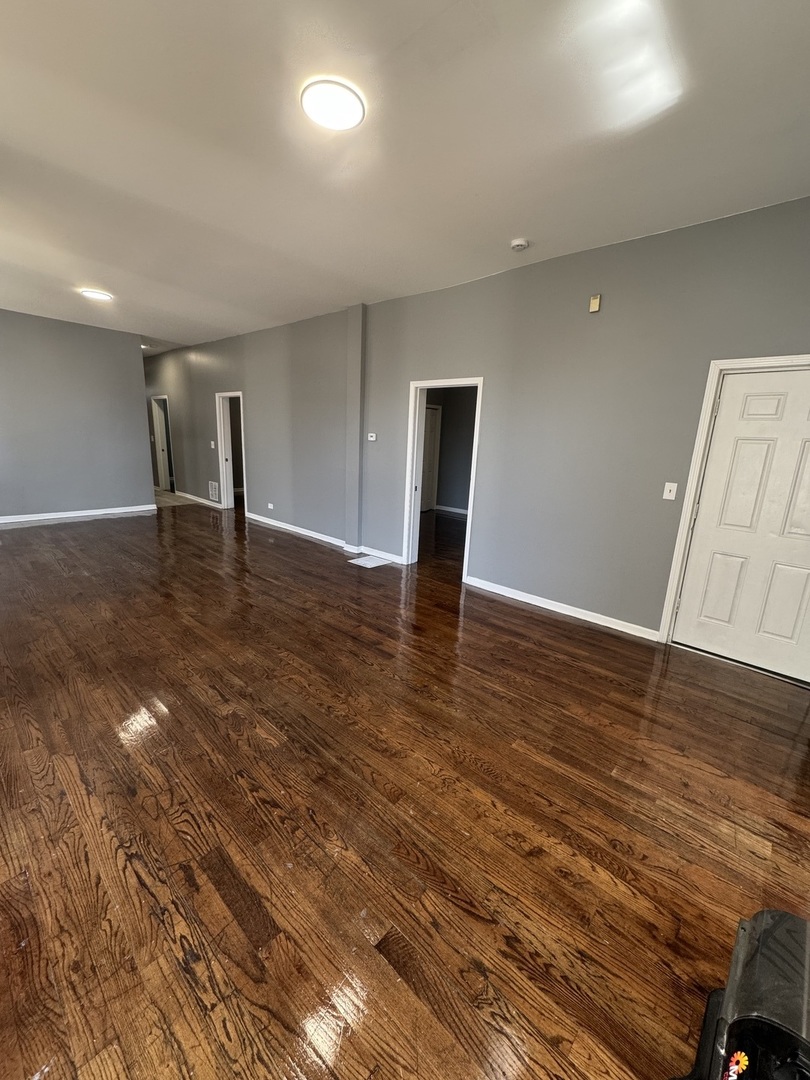 720 West 61st Street Chicago, IL 60621 - Photo 9 of 11 Gallery Image 9