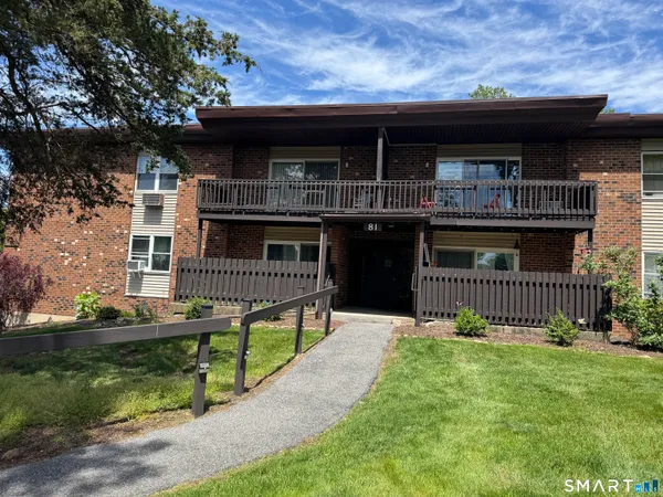 $2,200 | 81 Balance Rock Road, Unit 11, Seymour, CT 06483
