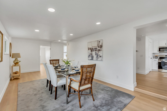 337 West 2900th Street South Bountiful, UT 84010 - Photo 12 of 35 Dining area featuring light wood-style flooring and recessed lighting