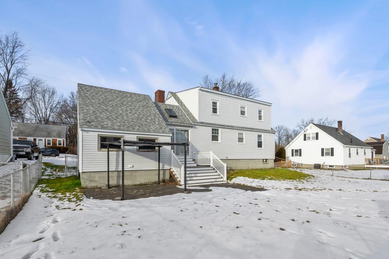 13 Douglass Way Exeter, NH 03833 - Photo 25 of 35 Gallery Image 25
