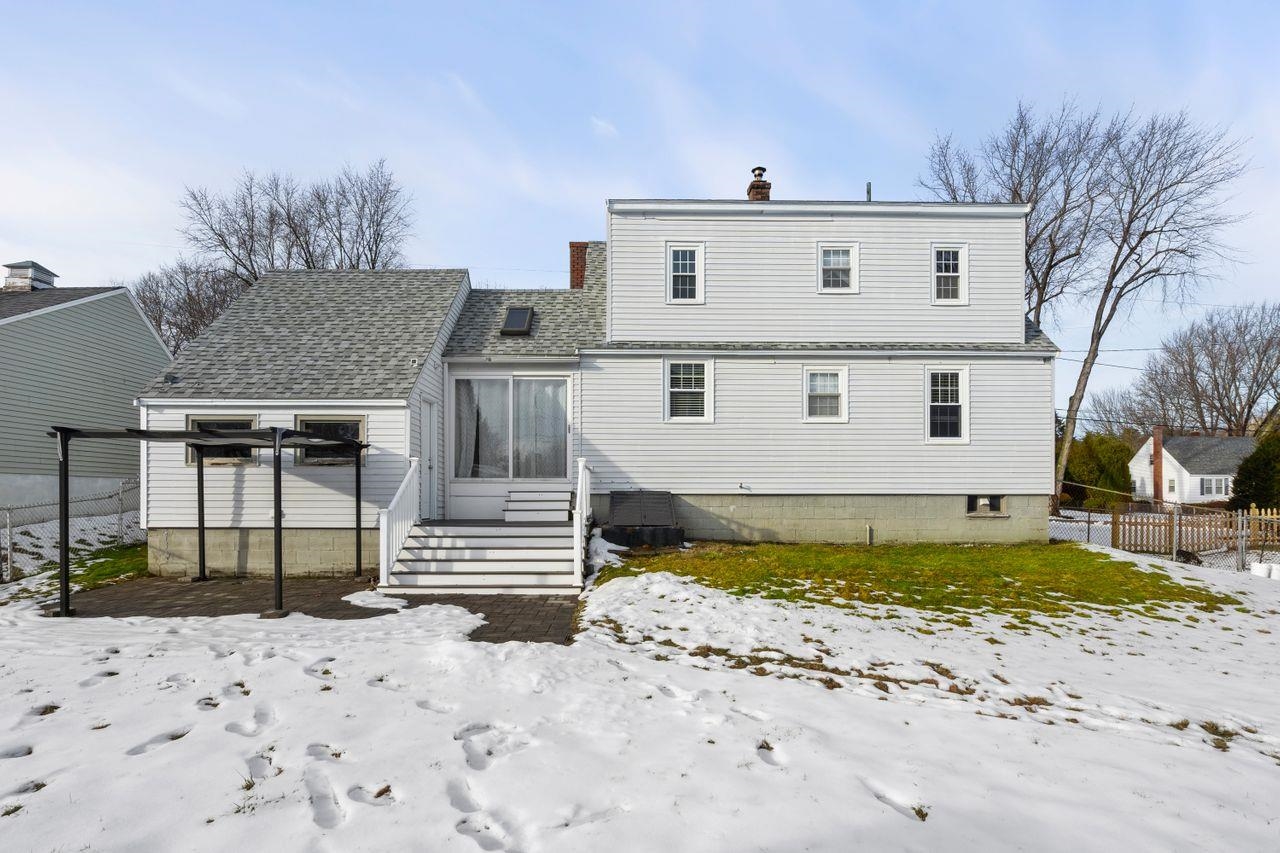 13 Douglass Way Exeter, NH 03833 - Photo 27 of 35 Gallery Image 27