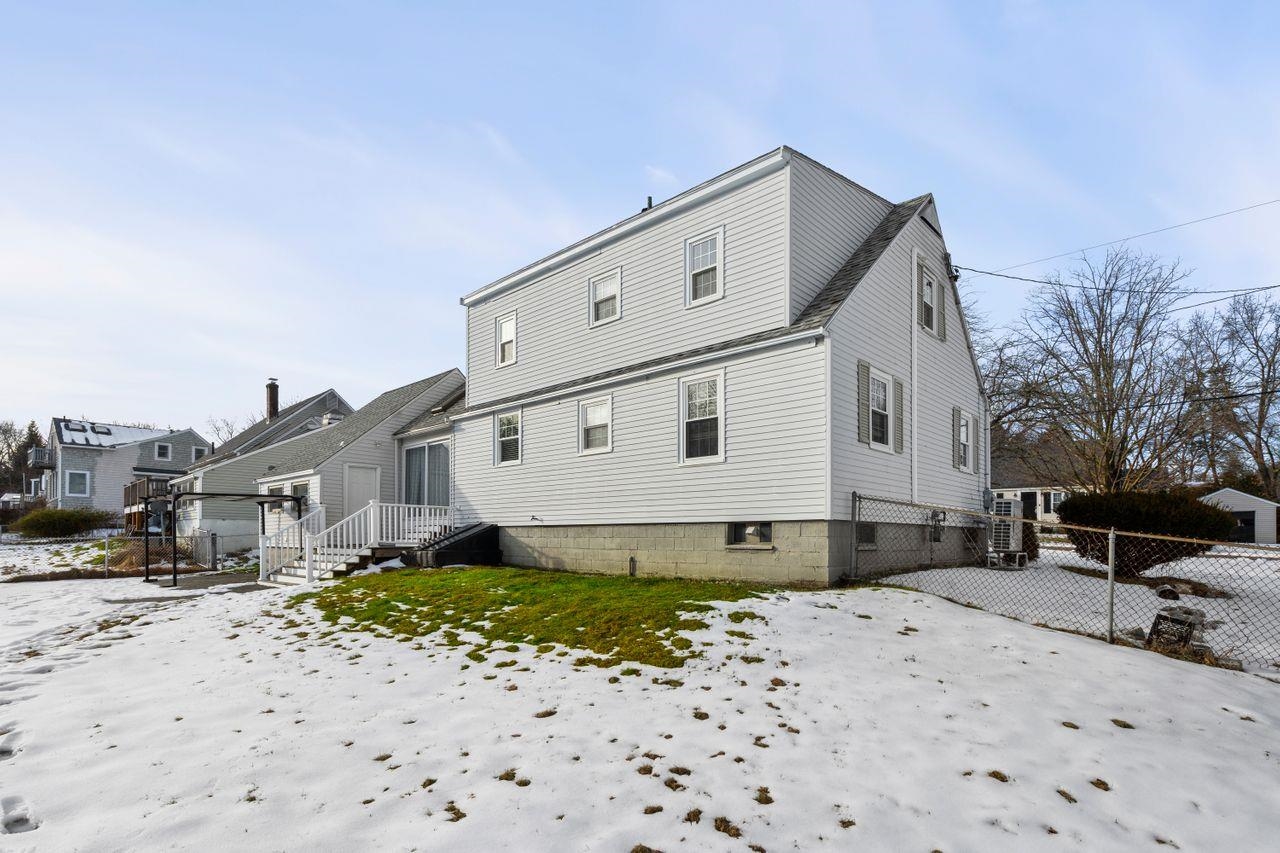 13 Douglass Way Exeter, NH 03833 - Photo 28 of 35 Gallery Image 28