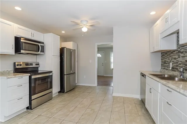 $1,825 | 12712 10th Street, Grandview, MO 64030