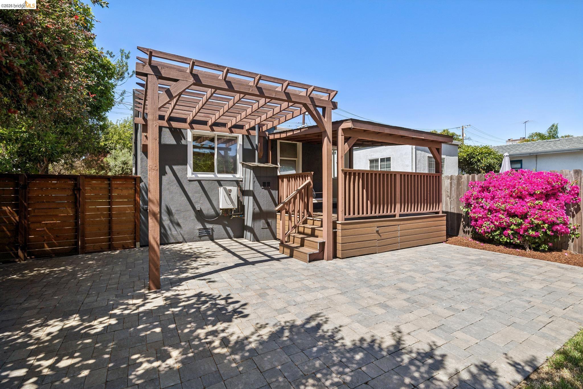 1108 Dwight Way Berkeley, CA 94702 - Photo 37 of 60