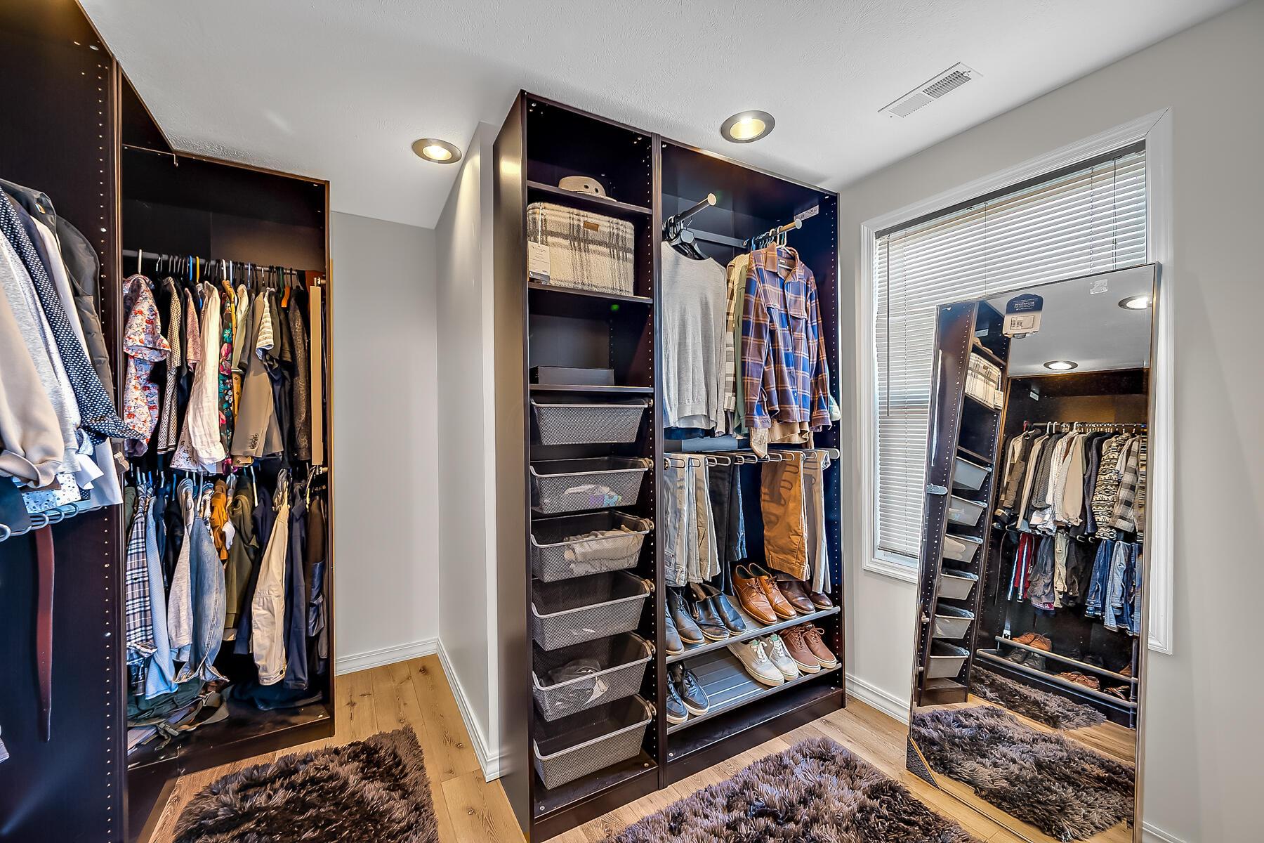 1540 Buttermilk Hill Road Delaware, OH 43015 - Photo 50 of 68 Primary Bedroom Walk in Closet