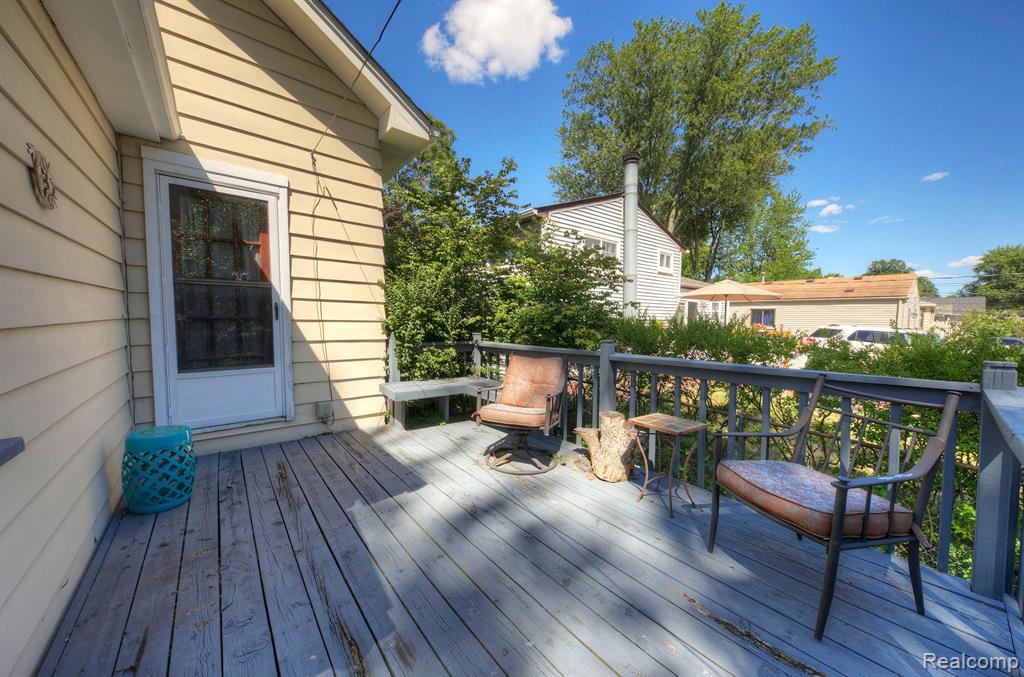 2253 Dorothea Road Berkley, MI 48072 - Photo 25 of 32