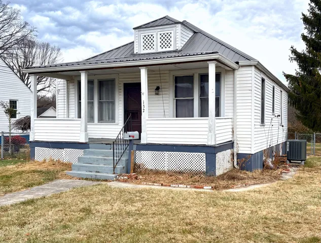 $149,900 | 1132 Jefferson Avenue, Clifton Forge, VA 24422