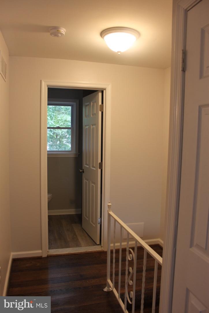 1654 Riverwood Road Baltimore, MD 21221 - Photo 14 of 30 a view of entryway