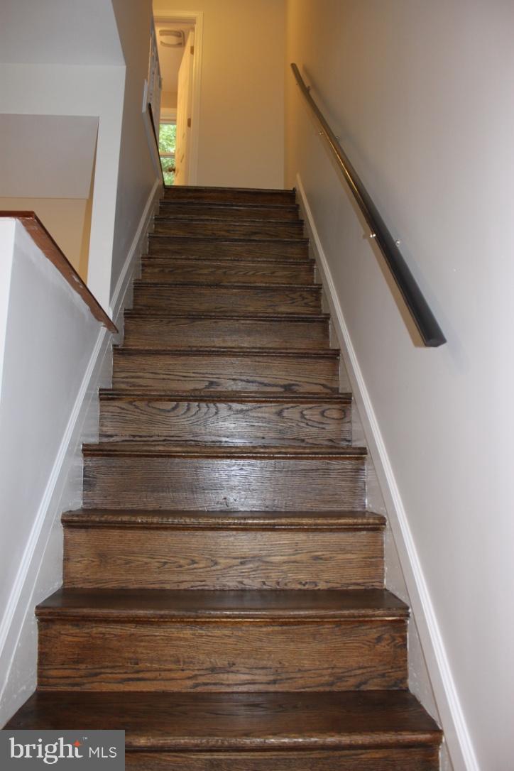 1654 Riverwood Road Baltimore, MD 21221 - Photo 10 of 30 a view of entryway