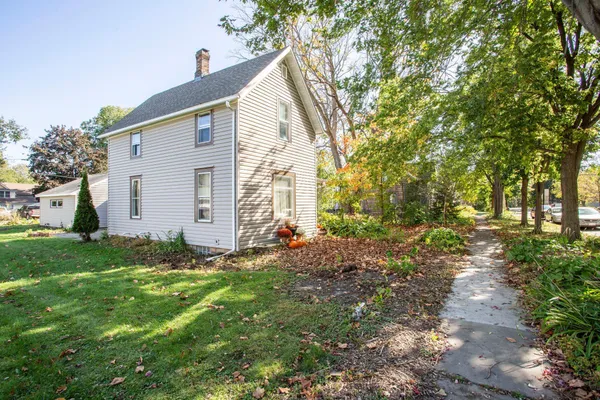 $299,000 | 110 North Pearl Street, River Falls, WI 54022