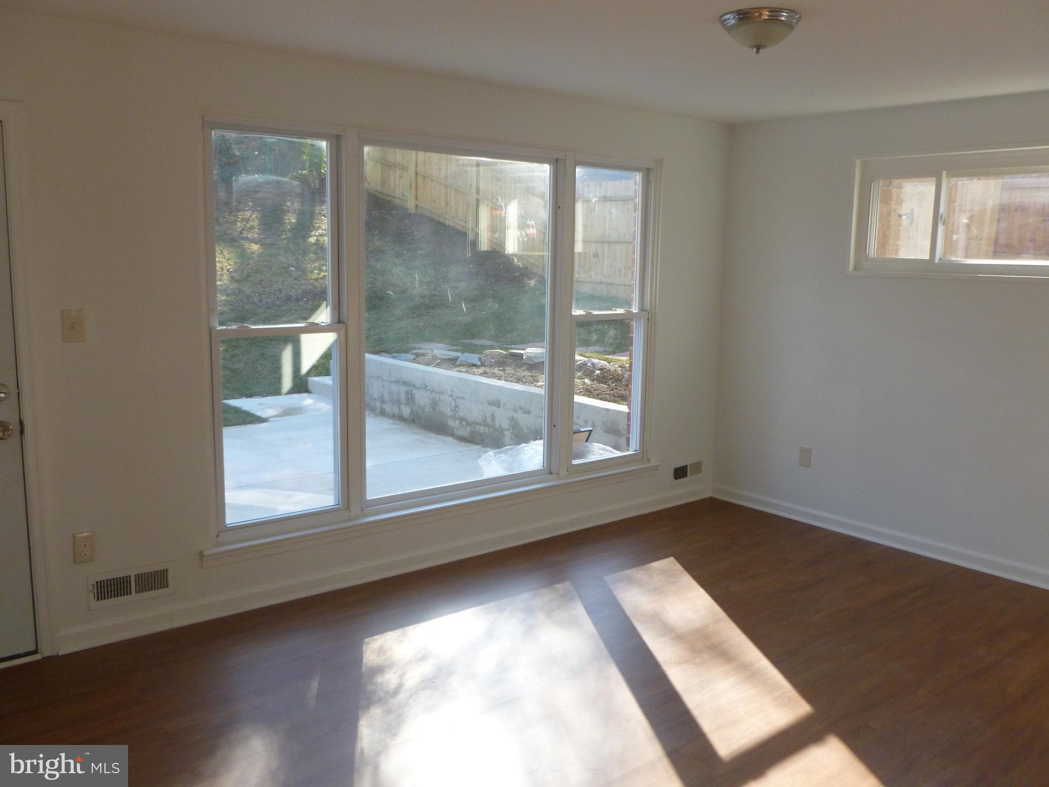 3706 Leverton Street Silver Spring, MD 20906 - Photo 13 of 34 Dinning Room