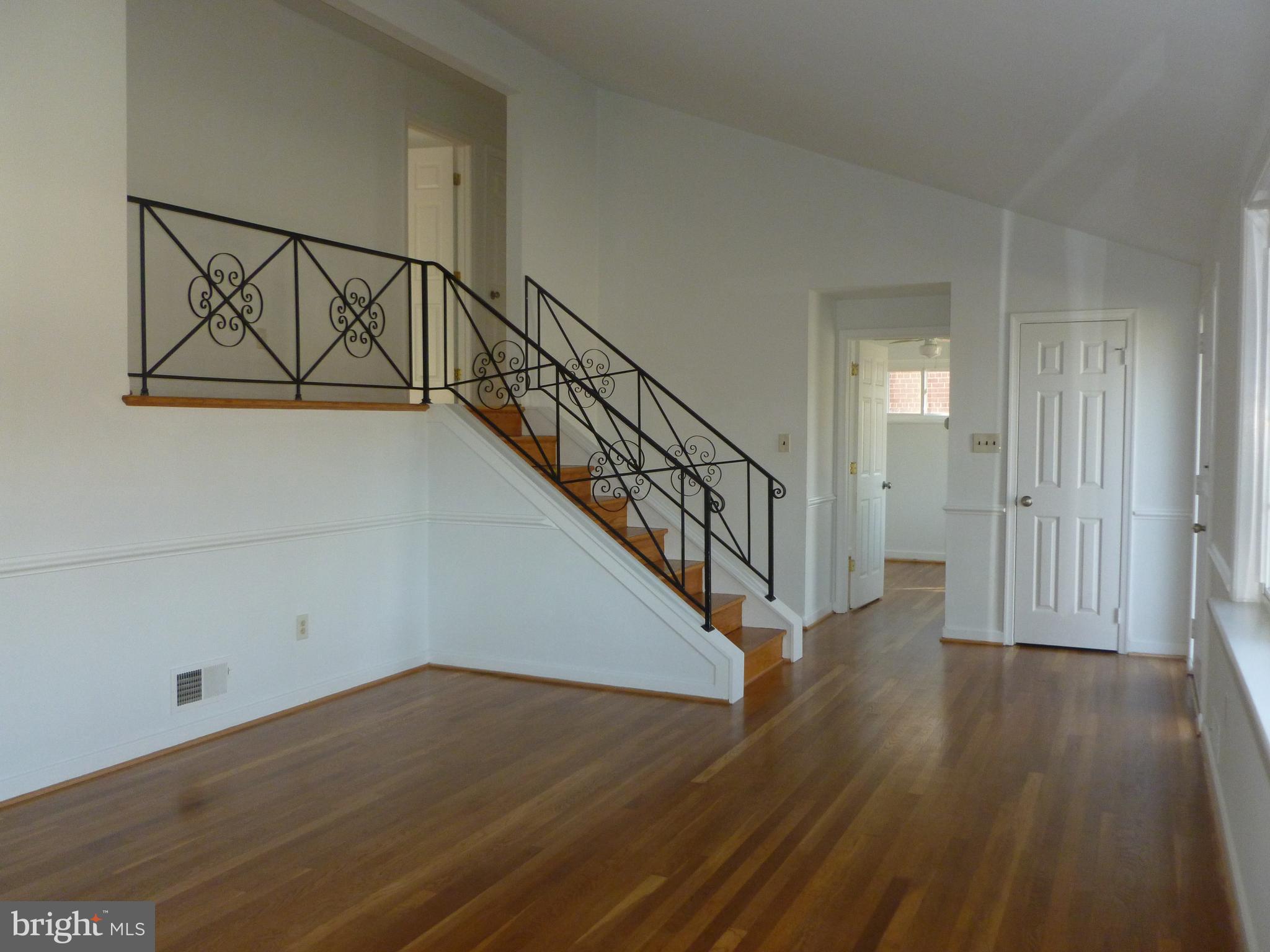 3706 Leverton Street Silver Spring, MD 20906 - Photo 5 of 34 Living Room