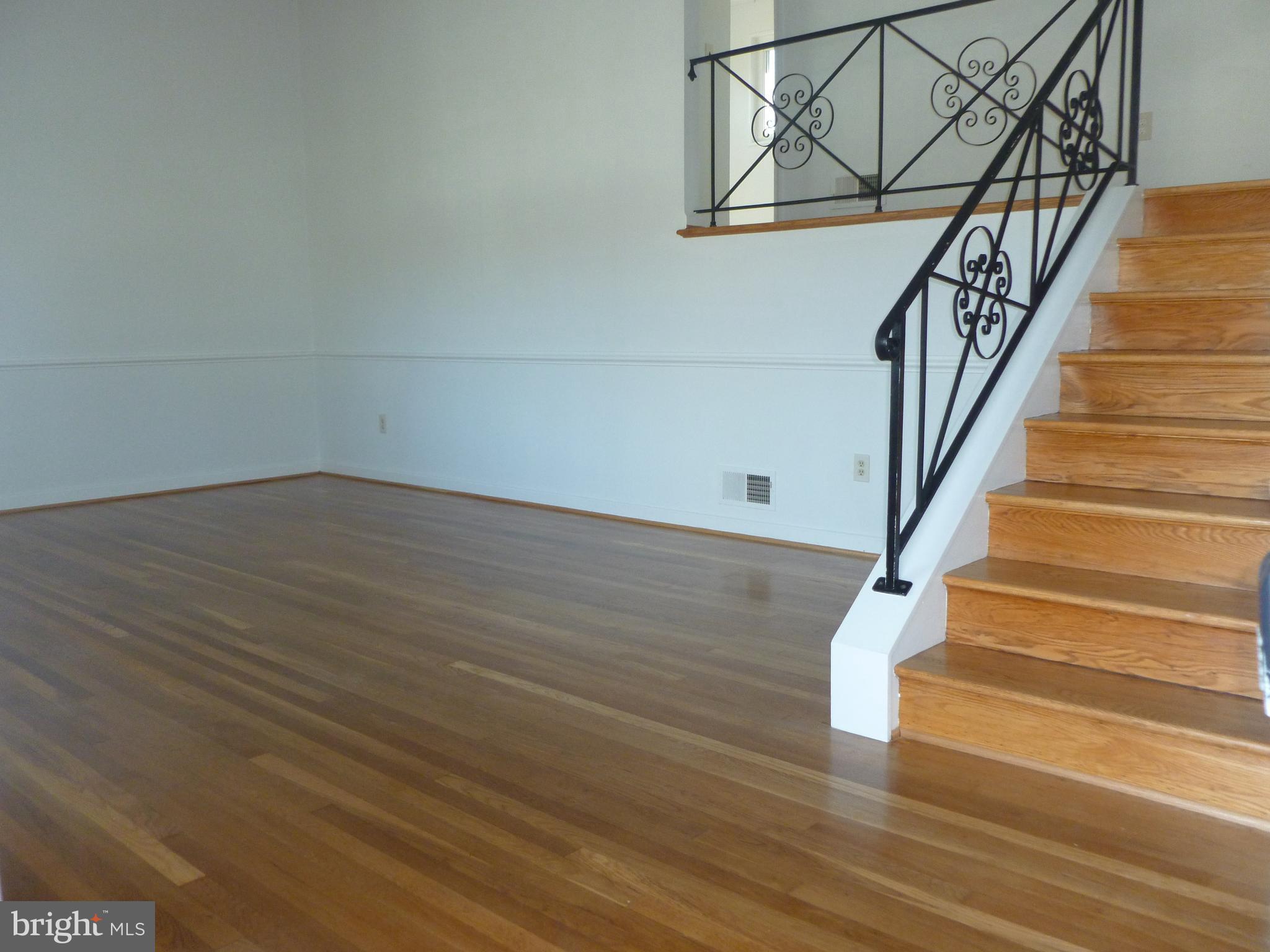 3706 Leverton Street Silver Spring, MD 20906 - Photo 10 of 34 Dinning Room