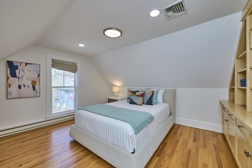 16 Harrison Street Newton, MA 02461 - Photo 26 of 40