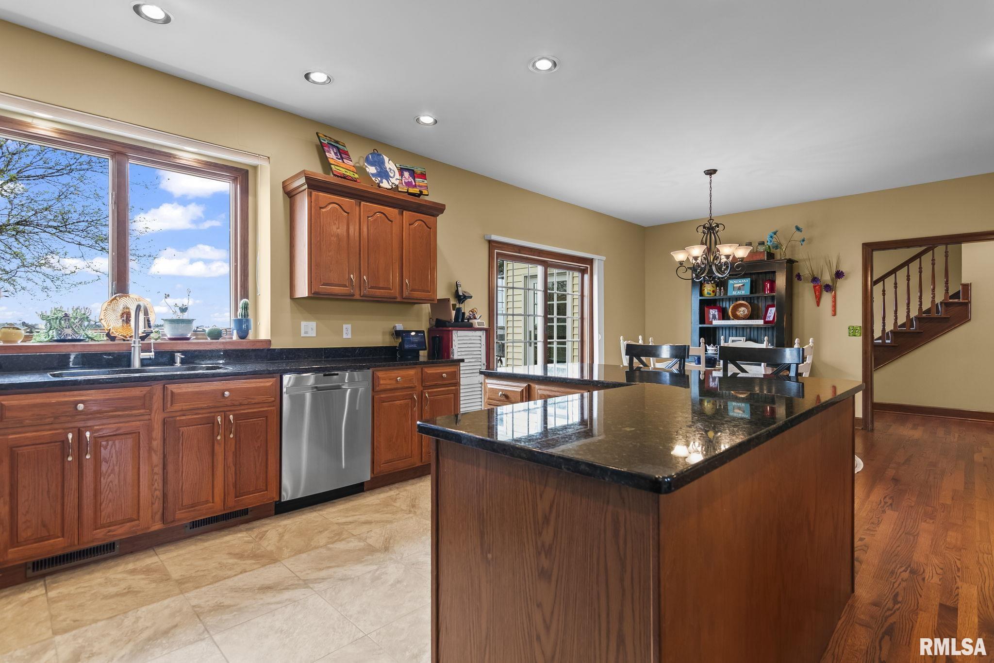 1615 New Salem Church Road New Berlin, IL 62670 - Photo 11 of 80